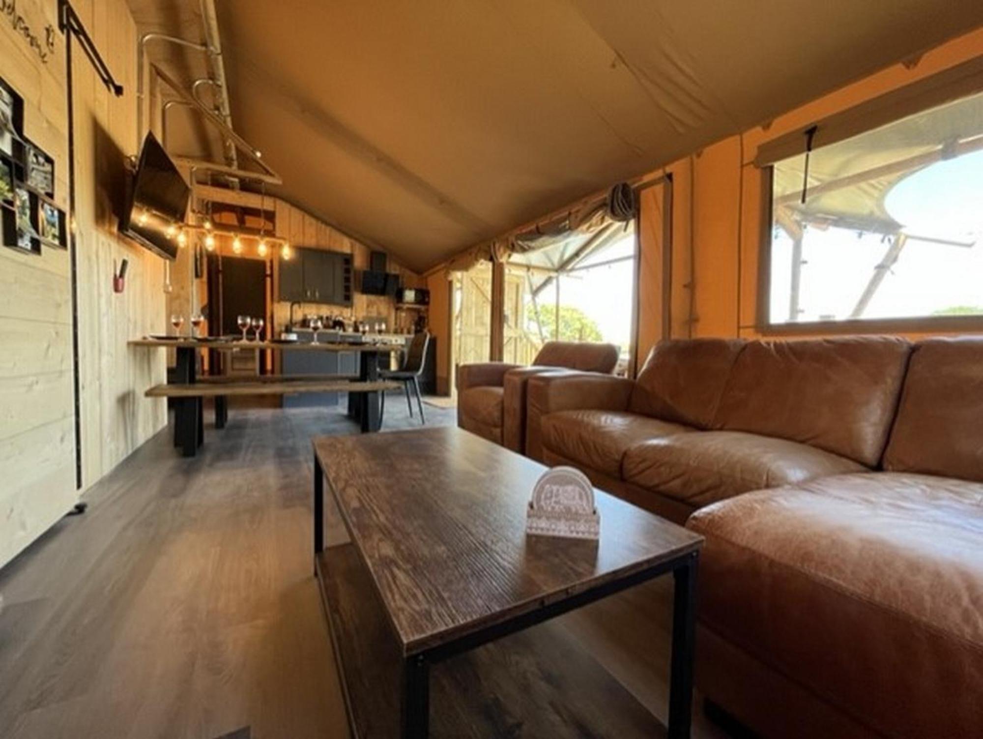 Jungle Book Safari Tent Tenby Chambre photo